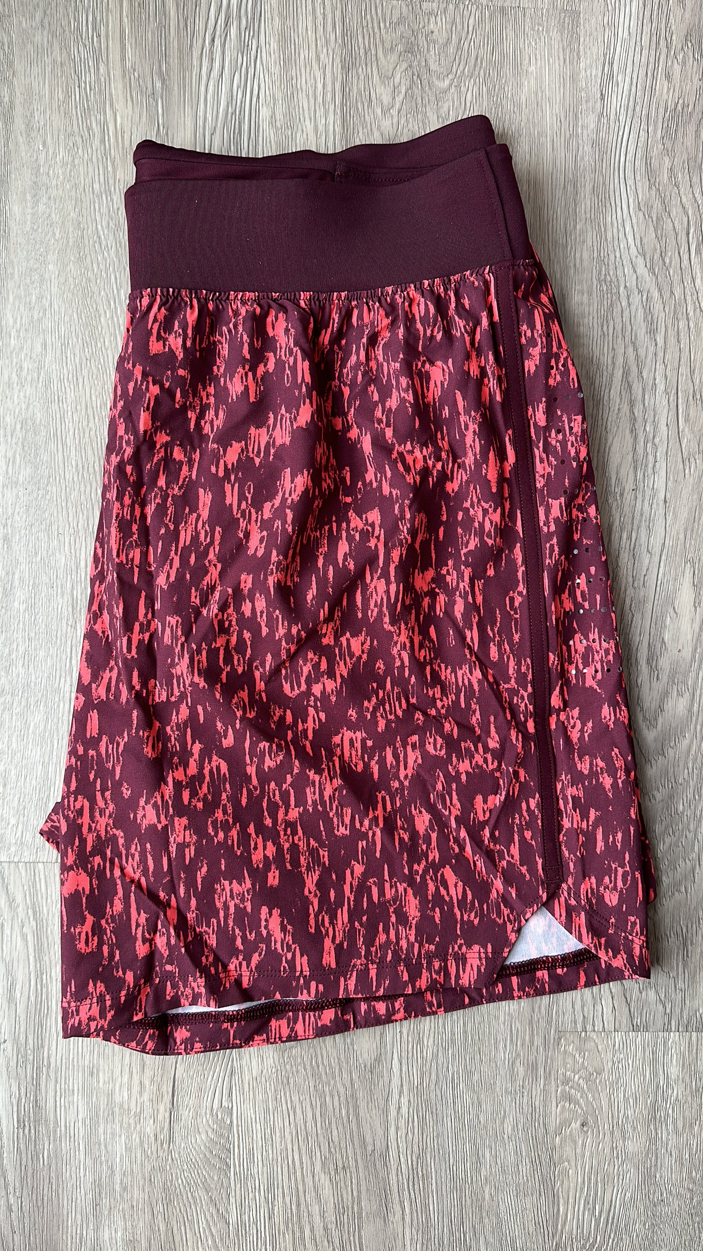 Under Amour UA Launch Elite 7’ Printed Shorts ‘Red’