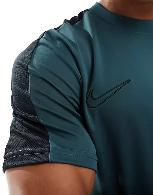 Nike Dri-Fit Deep Jungle T-Shirt