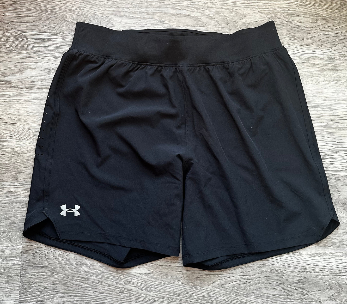 Under Armour UA Speedpocket 7' Shorts 'Black'