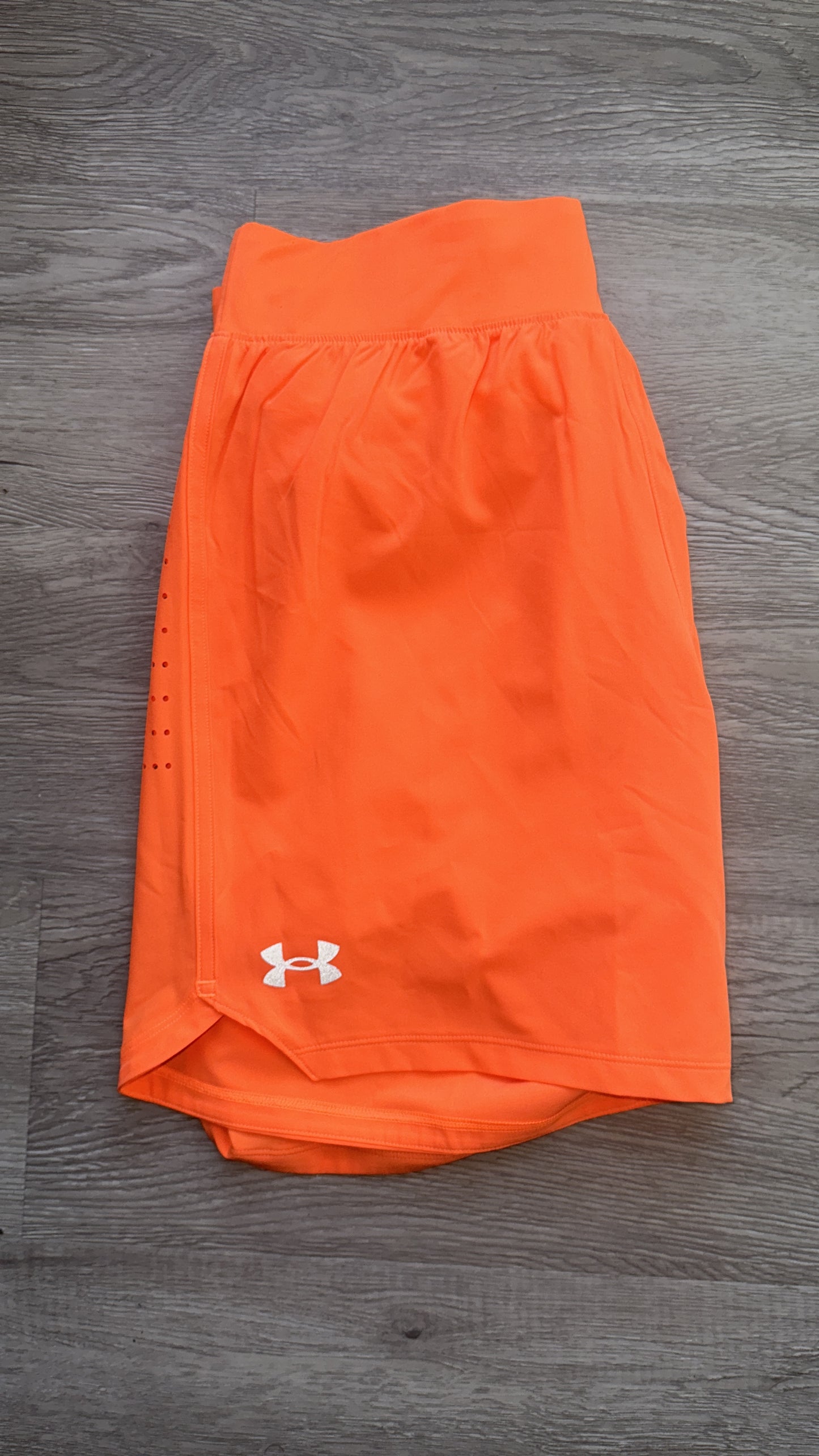 Under Armour UA Speedpocket 7' Shorts 'Orange'