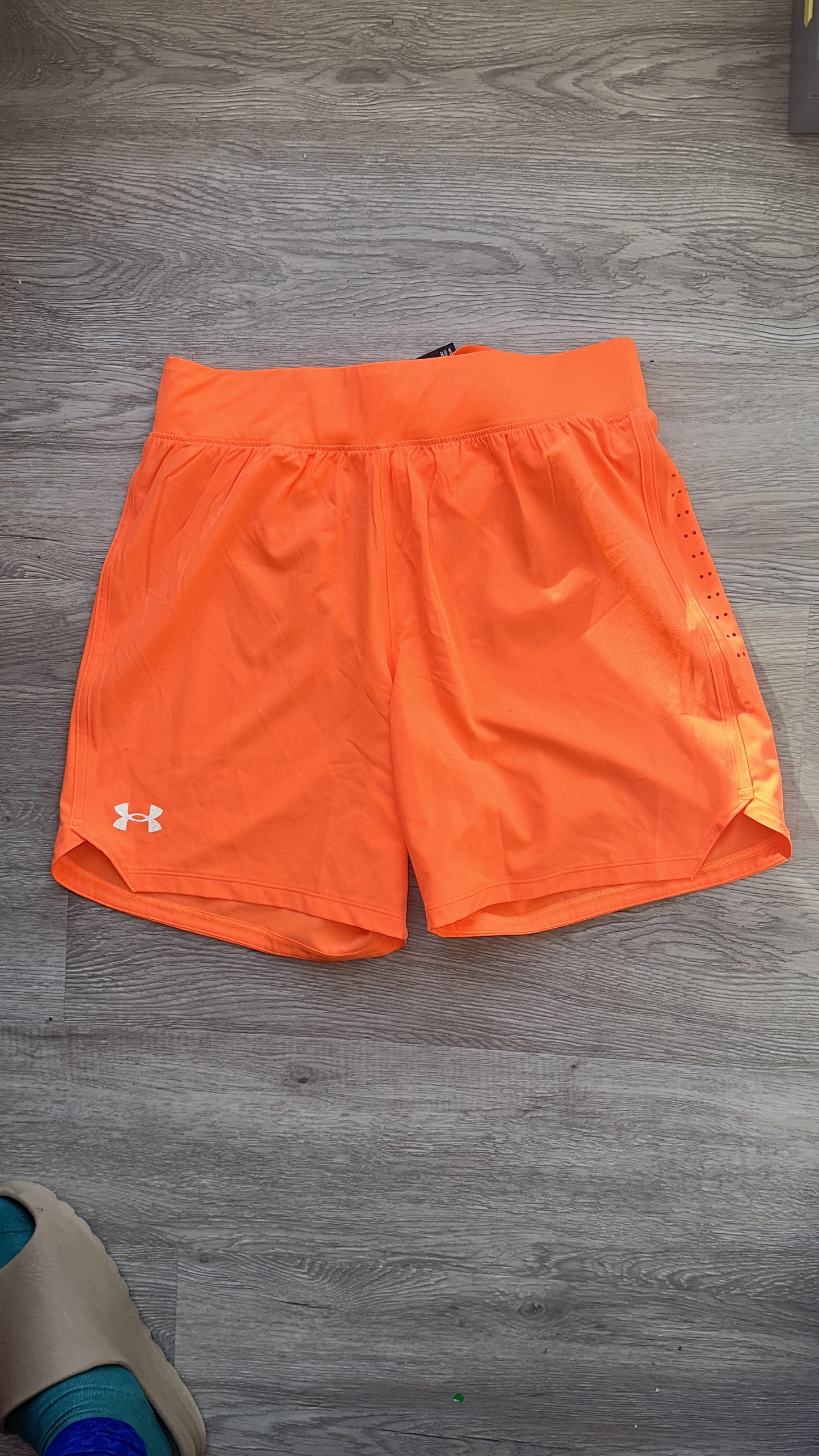 Under Armour UA Speedpocket 7' Shorts 'Orange'